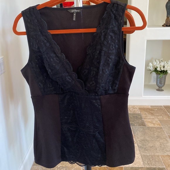 Daisy Fuentes peplum top - black lace - size medium. - Picture 3 of 4